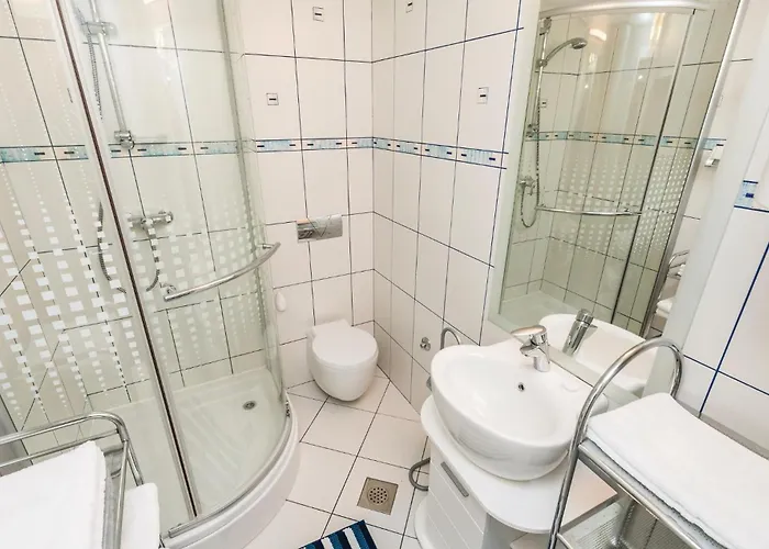 2 Bedroom Beautiful Apartment In Pag Lägenhet Pag Town